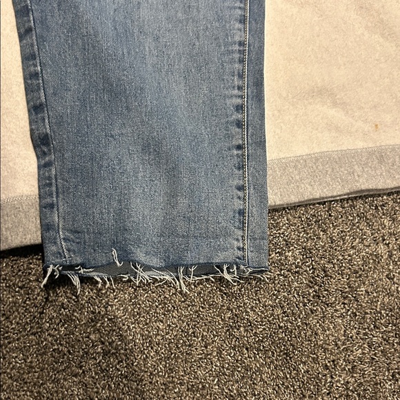 Universal Thread Women's Blue Boyfriend Jeans with Patches - Picture 5 of 7